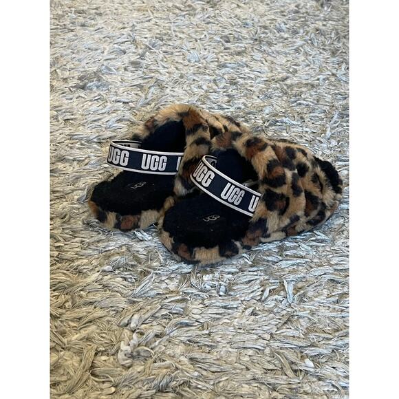 UGG Kids' Fluff Yeah Spotty Faux Shearling Genuine Sheepskin Sandal 4 - Picture 3 of 7